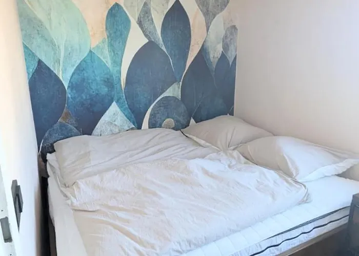 Zentral Kurz Vor Naehe Autobahn Lägenhet *